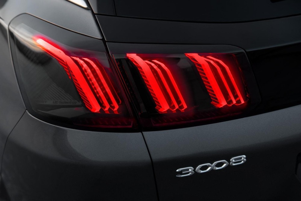 Peugeot 3008 2020 trình làng: Bản Hybrid 225 tiêu thụ xăng ít hơn xe máy peugeot 3008 2020 trinh lang ban hybrid 225 tieu thu xang it hon xe may