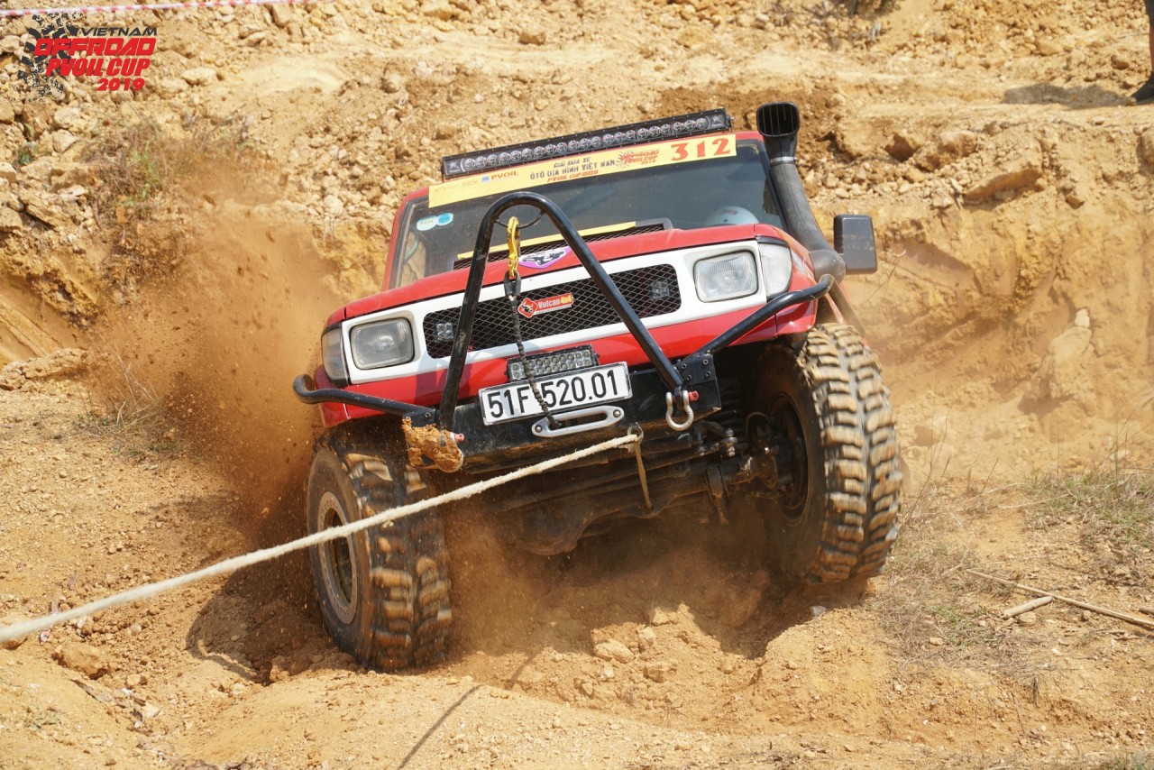 pvoil voc 2020 giai off road khong danh cho nhung tay mo
