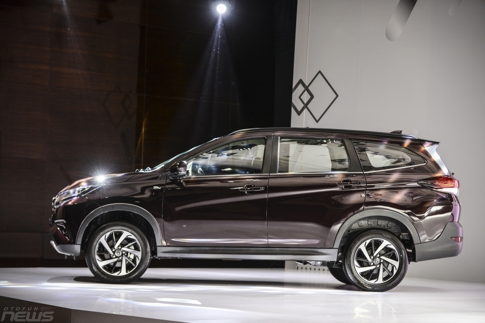 khong ra mat ban moi toyota rush giam gia de thu hut khach hang