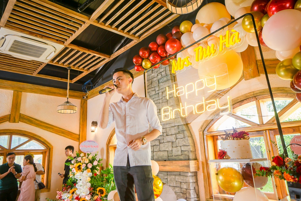 Tiệc tùng thả ga cùng các chiến hữu tại nhà hàng Hobby tiec tung tha ga cung cac chien huu tai nha hang hobby