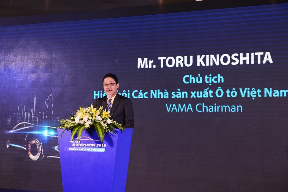 Toyota đưa i-ROAD cùng các mẫu xe "con cưng" đến Vietnam Motor Show 2018 toyota dua i road cung cac mau xe con cung den vietnam motor show 2018