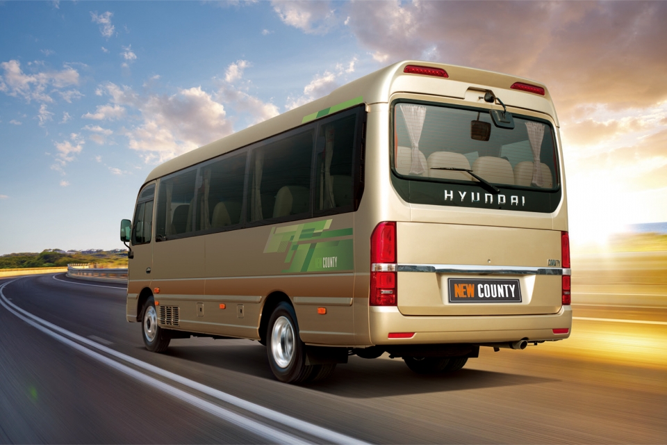 chiem nguong hyundai new county the he moi co gia gan 14 ty dong