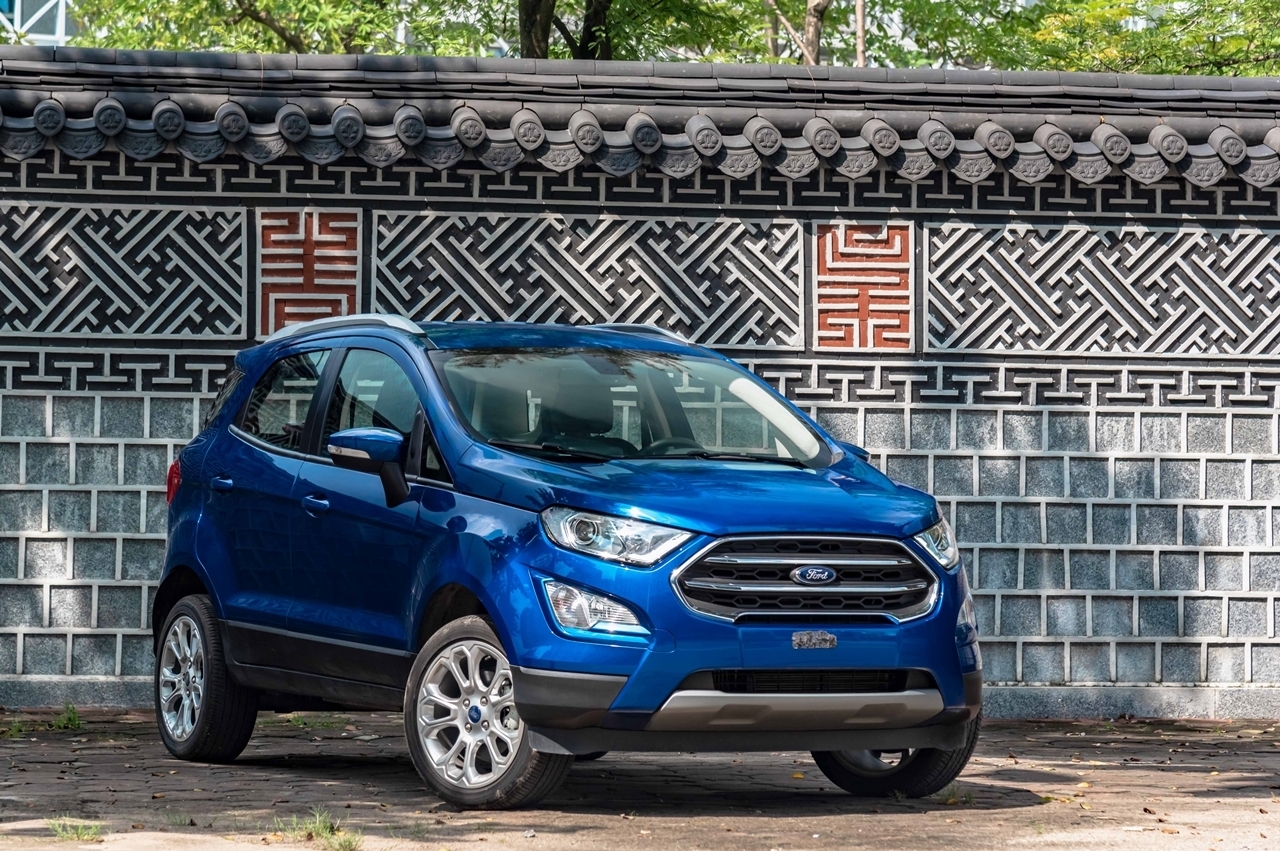 vua ra mat ford ecosport 2020 khuyen mai gan 50 trieu dong