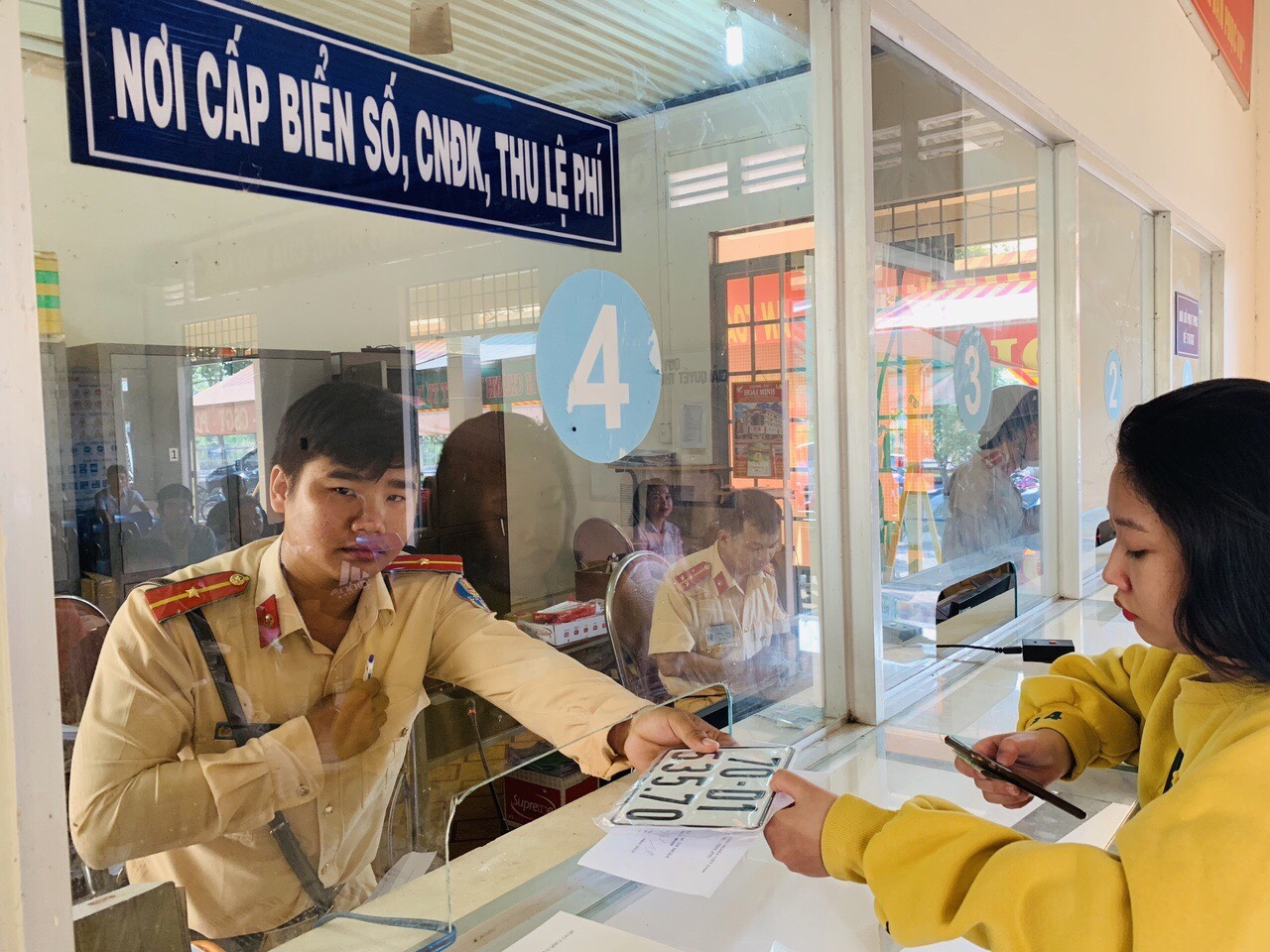 Bộ Công an: Người dân chưa có xe vẫn được đấu giá biển số bo cong an de xuat nguoi dan chua co xe duoc dau gia bien so