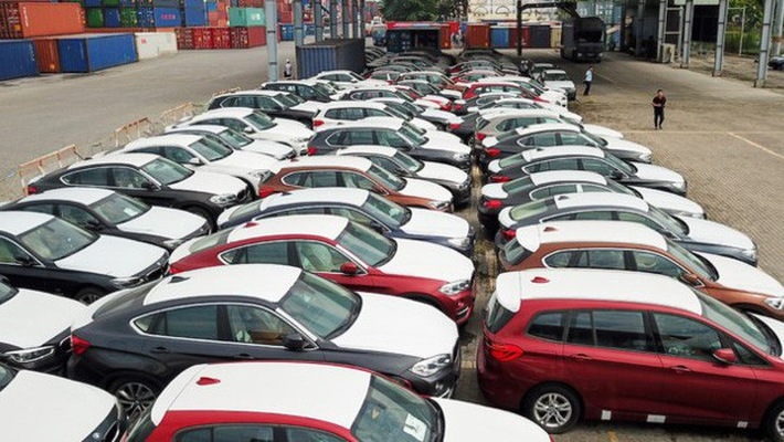 Hoãn xử vụ Euro Auto buôn lậu BMW vì bị cáo sinh con hoan xu vu euro auto buon lau bmw vi bi cao sinh con