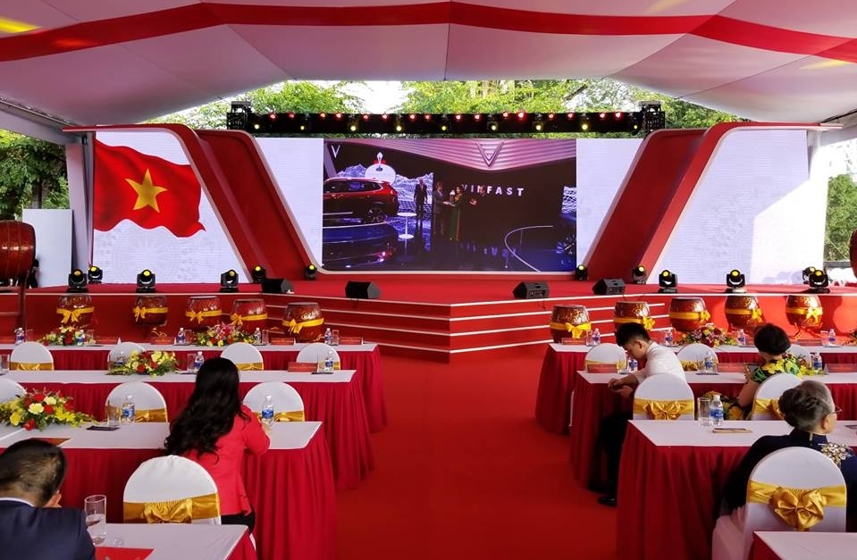 Trực tiếp: Lễ ra mắt và mở bán ôtô, xe máy điện VinFast tại Công viên Thống Nhất Hà Nội