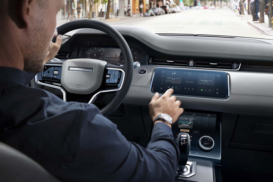 Range Rover Evoque 2021 ra mắt, giá khởi điểm từ 993 triệu đồng Range Rover Evoque 2021 ra mắt, giá khởi điểm từ 993 triệu đồng