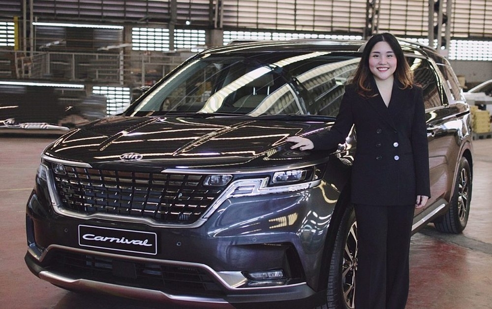 Kia Sedona 2021 nội thất 11 chỗ bất ngờ ra mắt tại Thái Lan, giá từ 1,64 tỷ Kia Sedona 2021 nội thất 11 chỗ bất ngờ ra mắt tại Thái Lan, giá từ 1,64 tỷ