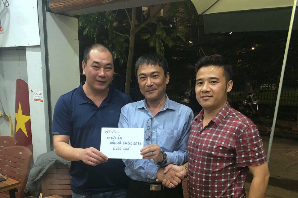 tinh than suoi am ban cao 2018 ruc chay truoc gio xe lan banh