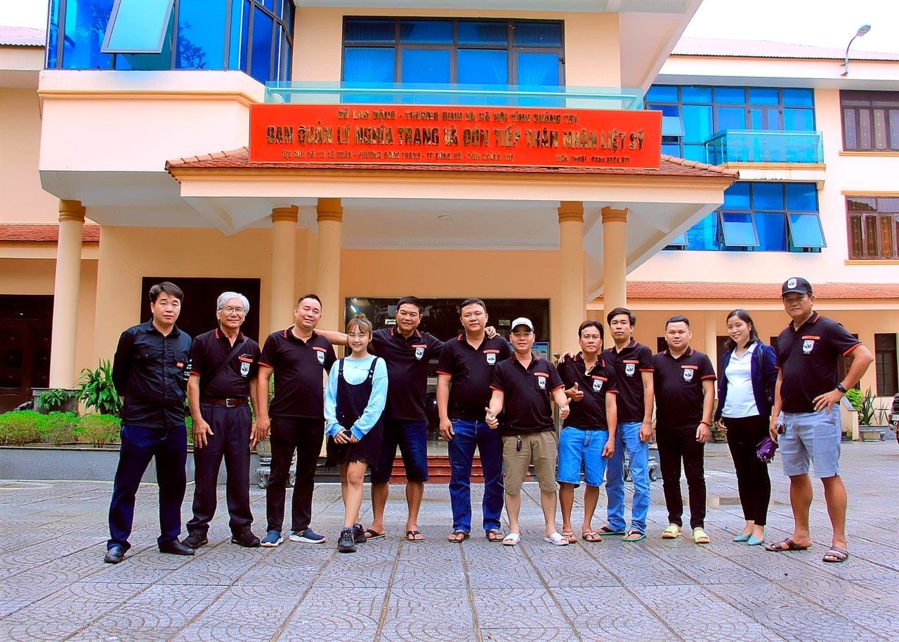 Các thành viên Bình Phước Pickup tham gia chuyến vận chuyển đồ tiếp tế cho người dân tỉnh Quảng Trị Các thành viên Bình Phước Pickup tham gia chuyến vận chuyển đồ tiếp tế cho người dân tỉnh Quảng Trị