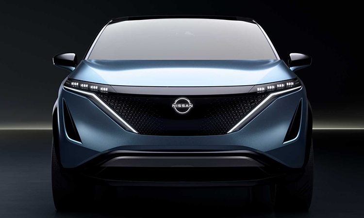 Nissan giới thiệu logo mới theo phong cách tối giản nissan gioi thieu logo moi theo phong cach toi gian