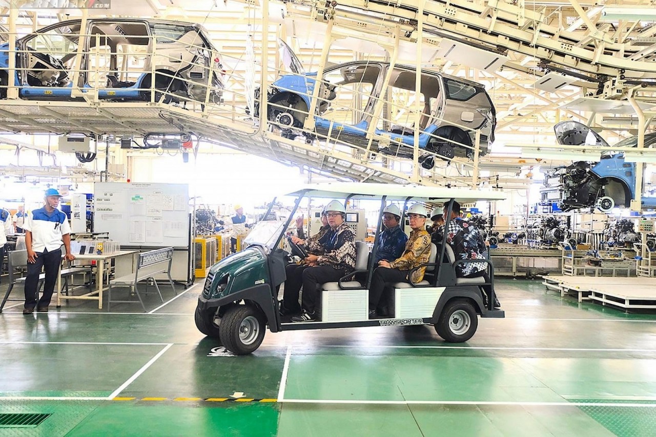 Suzuki mở nhà máy ở Myanmar, Mercedes-Benz tuyên bố không cần hỗ trợ giữa đại dịch suzuki mo them nha may mercedes benz tuyen bo khong can ho tro giua dai dich