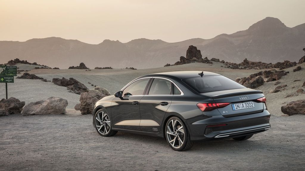 Mẫu sedan Audi A3 2021 mới ra mắt: trẻ trung và thanh lịch mau sedan audi a3 2021 moi ra mat tre trung va thanh lich