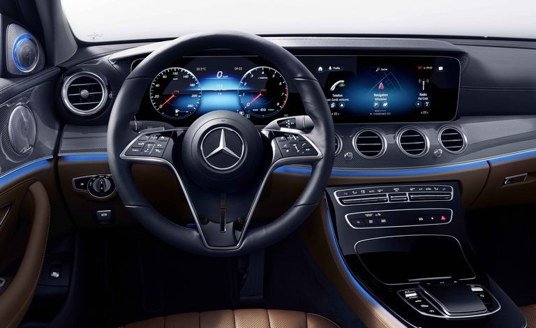 Mercedes-Benz E-Class 2021 sẽ có vô lăng cảm ứng mercedes benz e class 2021 se co vo lang cam ung