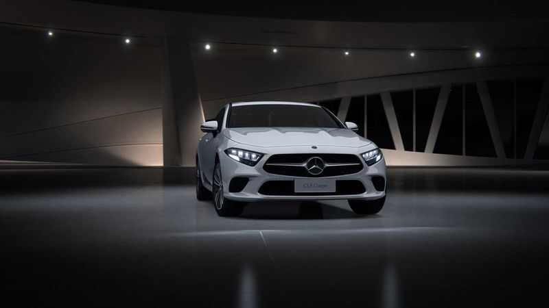 Mercedes-Benz CLS 260 ra mắt phiên bản động cơ nhỏ tại Trung Quốc mercedes benz cls 260 ra mat phien ban dong co nho tai trung quoc