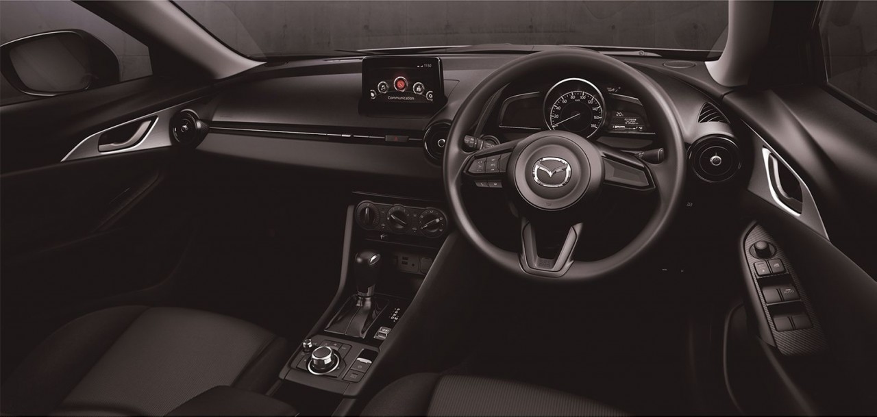 mazda cx 3 co them dong co 15l va mau ngoai that moi