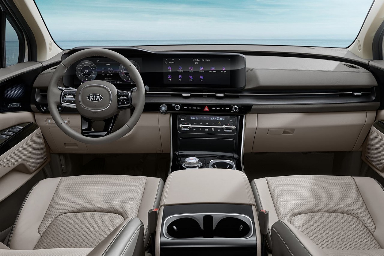 Kia Sedona thế hệ mới lộ ảnh nội thất kia sedona the he moi lo anh noi that
