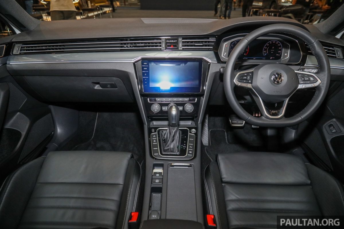 Volkswagen Passat R-Line 2020 mới mang diện mạo thể thao hơn volkswagen passat r line 2020 moi mang dien mao the thao hon