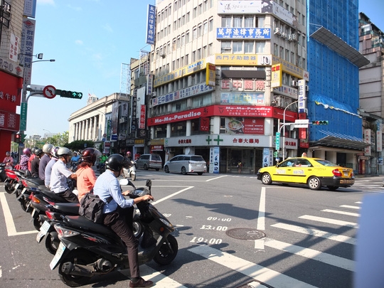 Vì sao Đài Loan đông xe máy nhất thế giới nhưng vẫn không tắc đường? vi sao dai loan dong xe may nhat the gioi nhung van khong tac duong