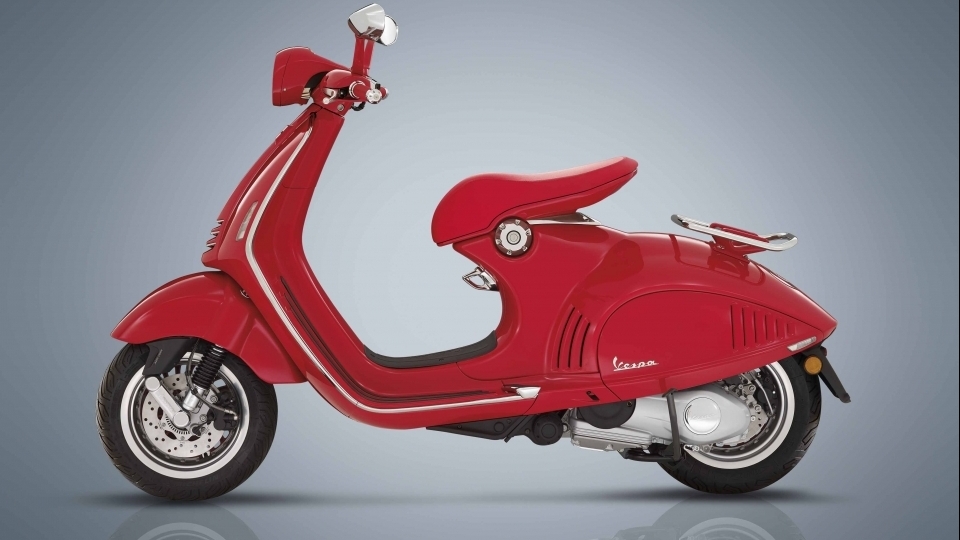 Piaggio Vespa 946 phiên bản từ thiện RED có giá 405 triệu VNĐ