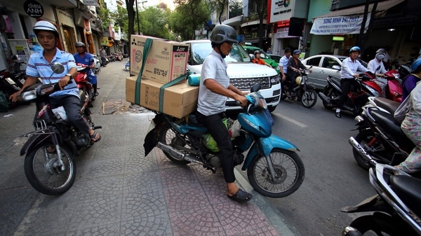 TP Hồ Chí Minh: Đề xuất tăng mức phạt vi phạm giao thông gấp đôi có khả thi?