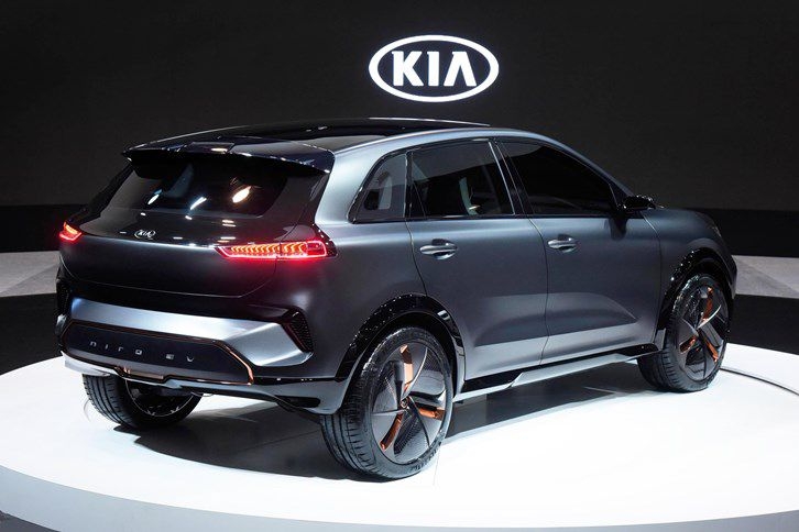 kia niro ev xe dien y tuong voi ket noi 5g va cong nghe tu hanh muc 4
