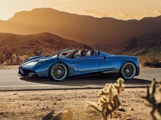 Siêu phẩm Pagani Huayra Roadster chính thức lộ diện sieu pham pagani huayra roadster chinh thuc lo dien