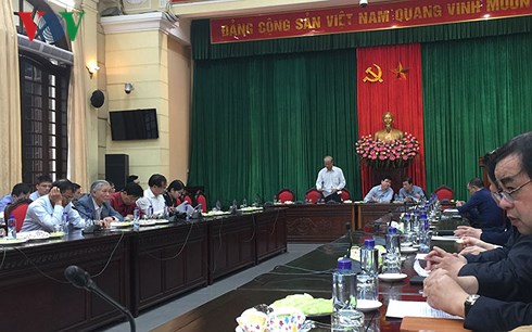 Hà Nội khẳng định không cho xe buýt thường đi vào làn BRT ha noi khang dinh khong cho xe buyt thuong di vao lan brt