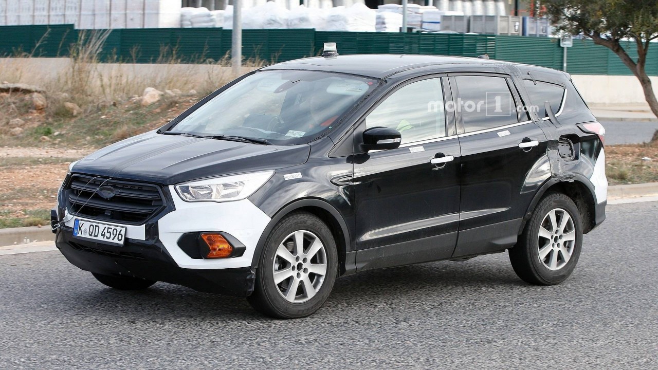 ford escape moi co the them bien the 7 cho ngoi