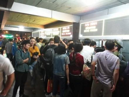 cac ben xe chat nhu nem coi nguoi ve nghi le