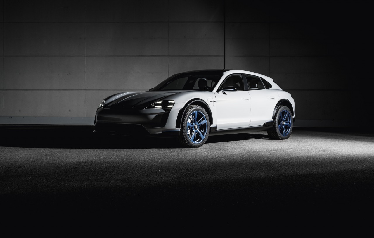 Porsche Mission E Cross Turismo hứa hẹn đặt chuẩn mực thiết kế mới cho xe điện porsche mission e cross turismo hua hen dat chuan muc thiet ke moi cho xe dien