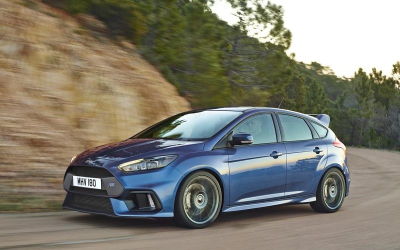 nhin lai chang duong hai thap ky nhieu thang tram cua ford focus