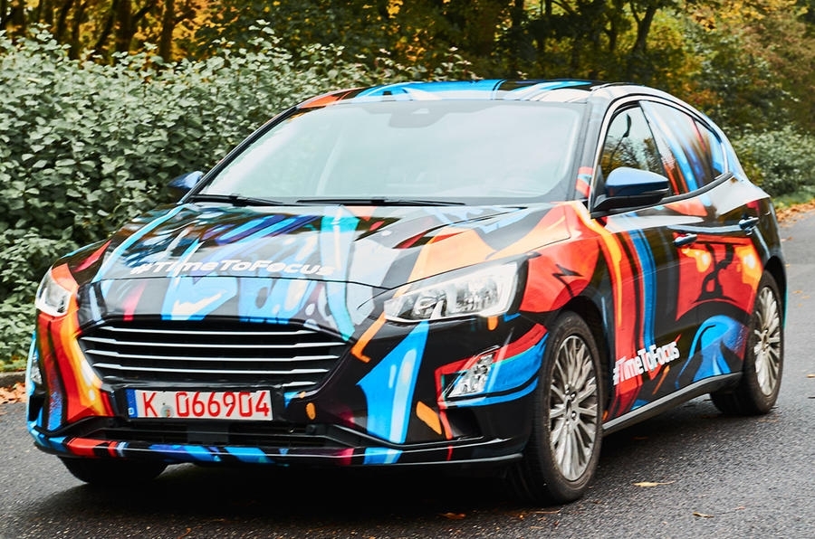 nhin lai chang duong hai thap ky nhieu thang tram cua ford focus