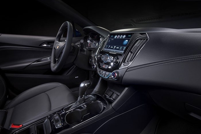 Chevrolet Cruze 2019 trình làng với ngoại hình sắc sảo, thêm nhiều tính năng chevrolet cruze 2019 trinh lang voi ngoai hinh sac sao them nhieu tinh nang