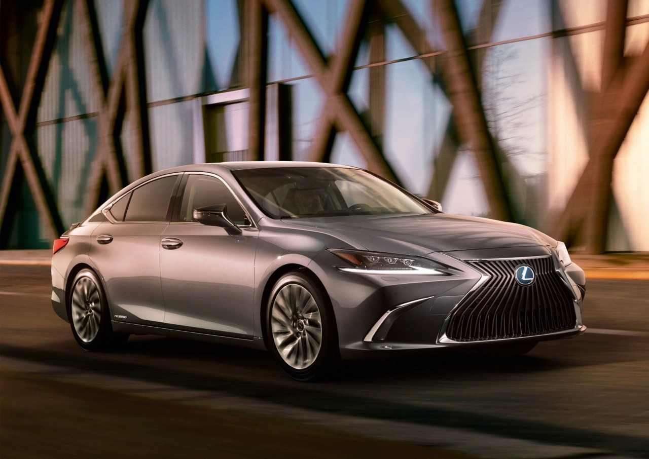 lexus es 2019 he lo nhung hinh anh dau tien