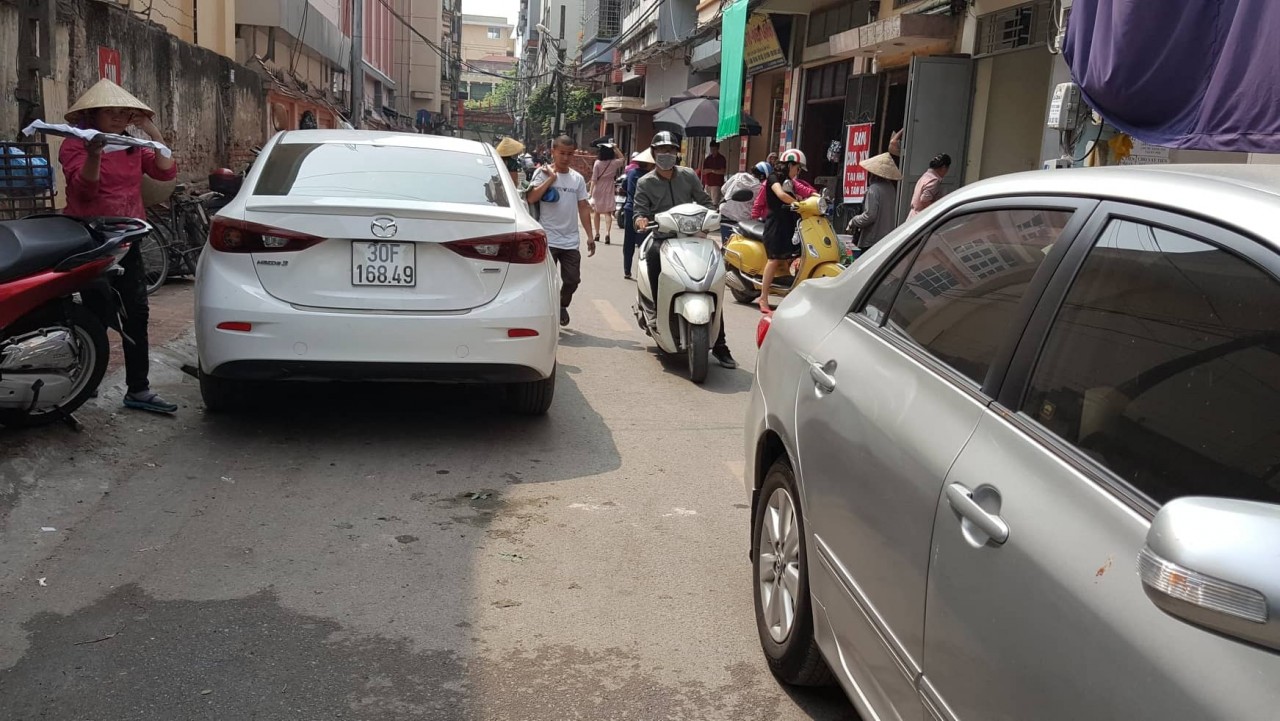 ha dong tran lan tinh trang chiem dung via he long duong tai phuong ha cau