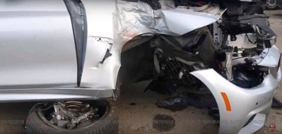 Chiếc BMW Series 4 và hành trình "trở về từ cõi chết" chiec bmw series 4 va hanh trinh tro ve tu coi chet