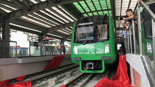 Một số bất tiện còn tồn tại ở tuyến đường sắt trên cao Cát Linh-Hà Đông