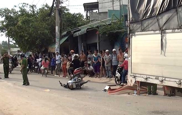 60 người thiệt mạng do tai nạn giao thông chỉ trong ba ngày 60 nguoi thiet mang do tai nan giao thong chi trong ba ngay