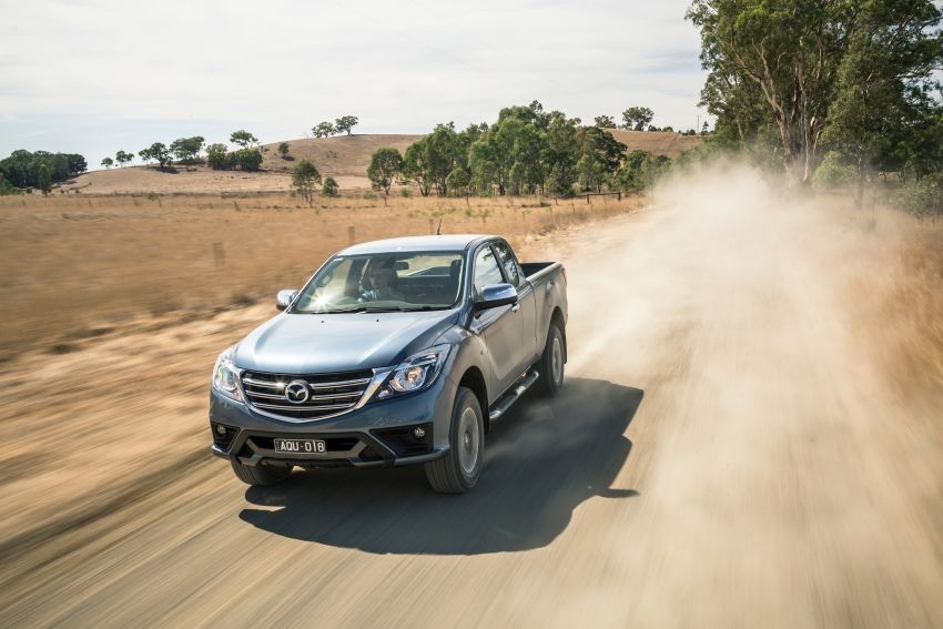 Bán tải Mazda BT-50 thế hệ 2018 nâng cấp về ngoại thất ban tai mazda bt 50 the he 2018 nang cap ve ngoai that