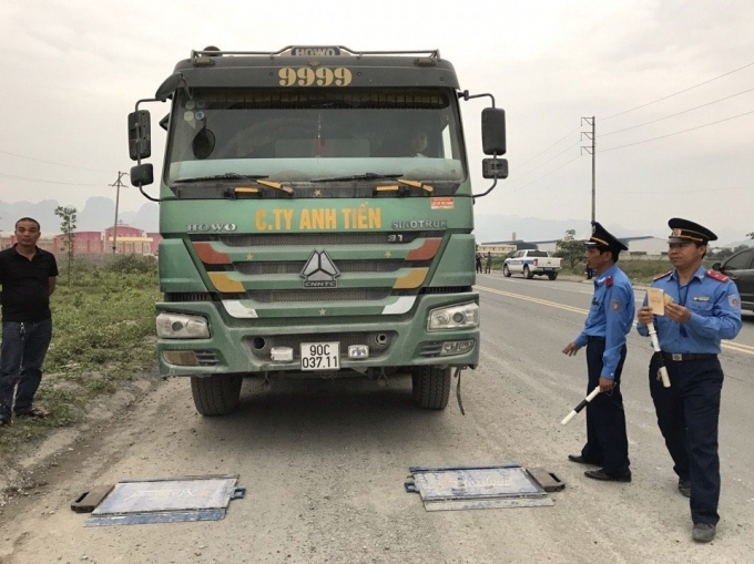 17.260 phương tiện vi phạm tải trọng 6 tháng đầu năm 2017 17260 phuong tien vi pham tai trong 6 thang dau nam 2017