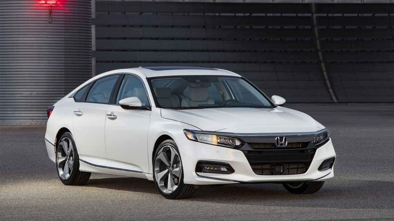 Honda Accord 2018 "lột xác" với thiết kế mới và động cơ tăng áp