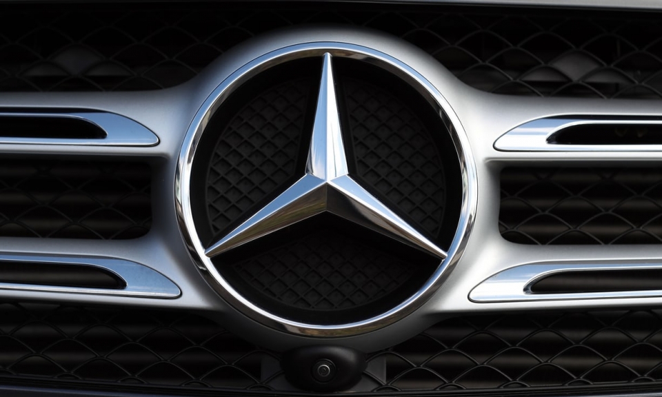 Mercedes-Benz triệu hồi hơn 3 triệu xe động cơ dầu diesel vì khí thải mercedes benz trieu hoi hon 3 trieu xe dong co dau diesel vi khi thai