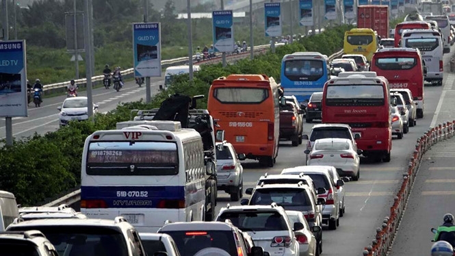 Cao tốc TP HCM - Long Thành - Dầu Giây: Khi đường cao tốc cũng kẹt xe cao toc tp hcm long thanh dau giay khi duong cao toc cung ket xe