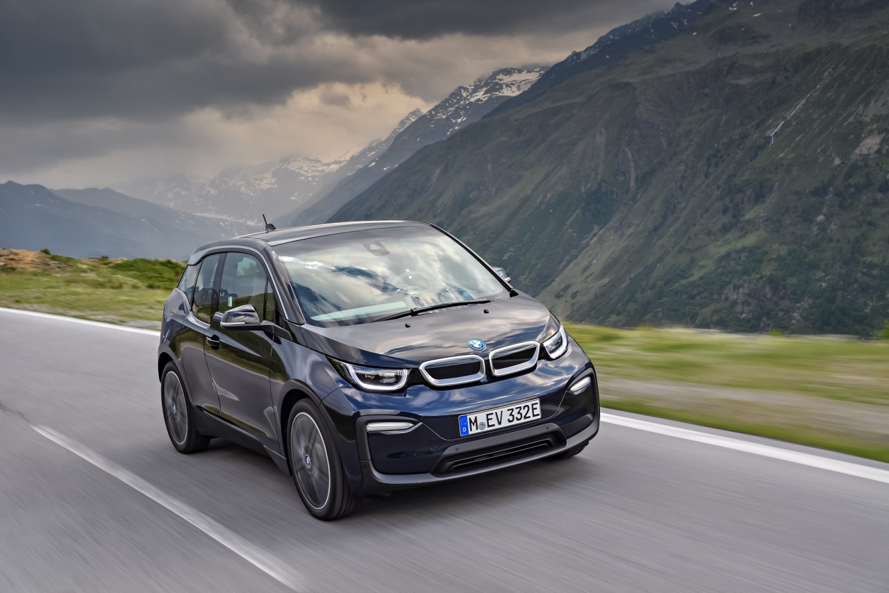BMW i3 và i3S 2018 ra mắt: Bình cũ, rượu mới! bmw i3 va i3s 2018 ra mat binh cu ruou moi