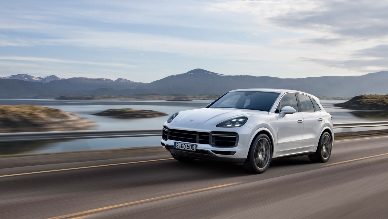 frankfurt 2017 porsche cayenne turbo 2018 xuat hien voi hieu nang an tuong
