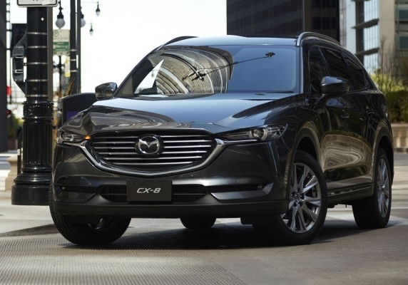 Mazda CX-8 chính thức ra mắt tại quê nhà Nhật Bản
