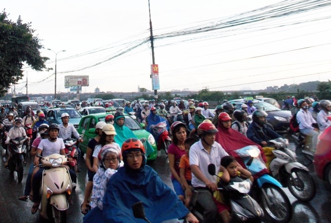 ha noi de xuat xay hai cau vuot ho linh dam