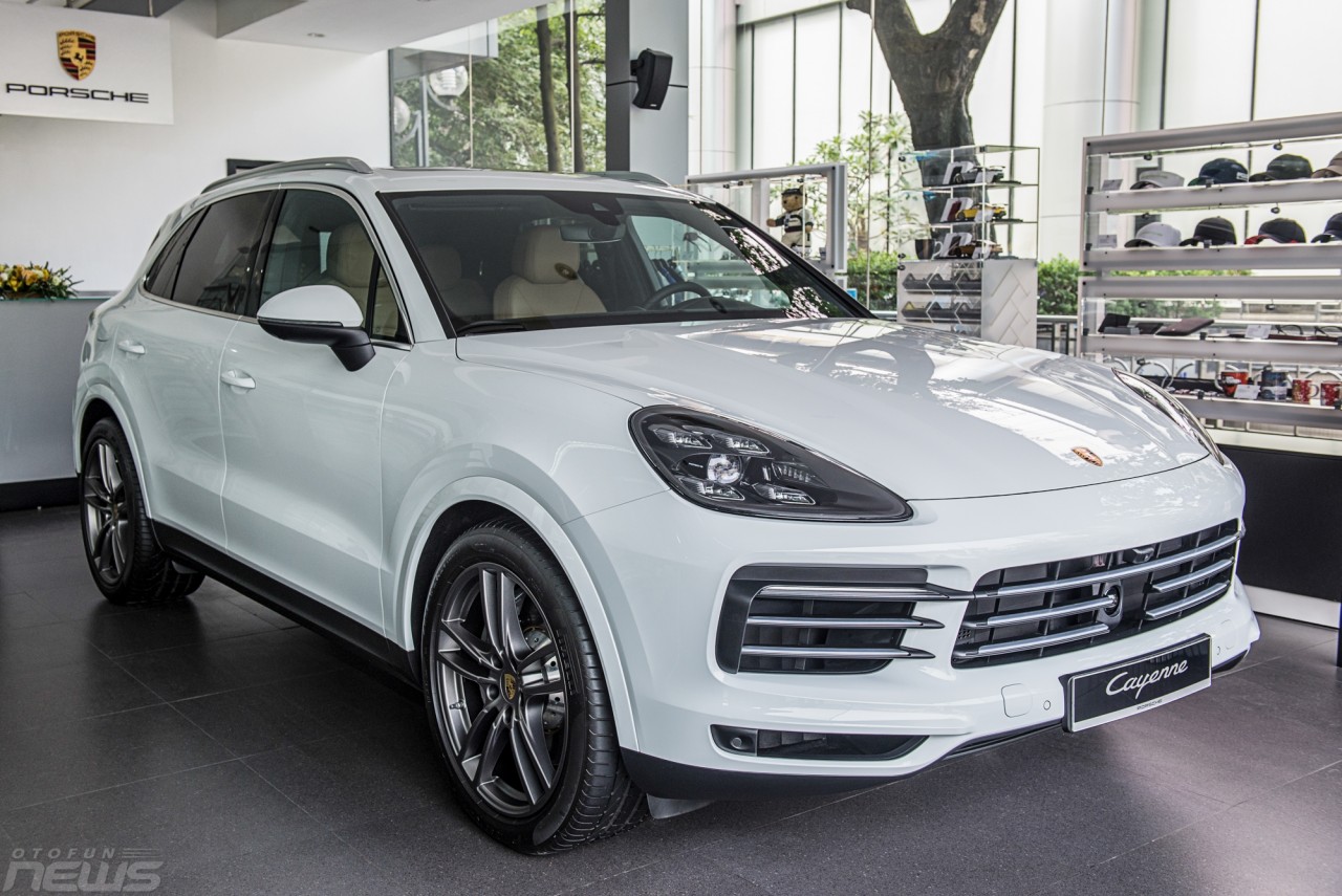 Porsche Cayenne S 2018 đầu tiên tại Hà Nội: trang bị tận răng, giá gấp đôi mức "sàn" porsche cayenne s 2018 dau tien tai ha noi trang bi tan rang gia gap doi muc san