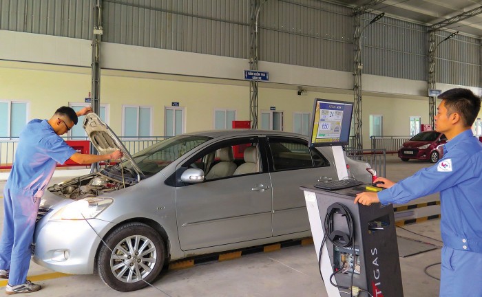 11 trung tâm đăng kiểm bị đóng cửa ở Hà Nội 11 trung tâm đăng kiểm bị đóng cửa ở Hà Nội